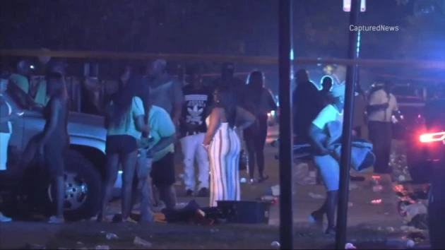 Πεδίο μάχης το Σικάγο: Δεκάδες νεκροί και τραυματίες από το κύμα βίας στην πόλη των ανέμων